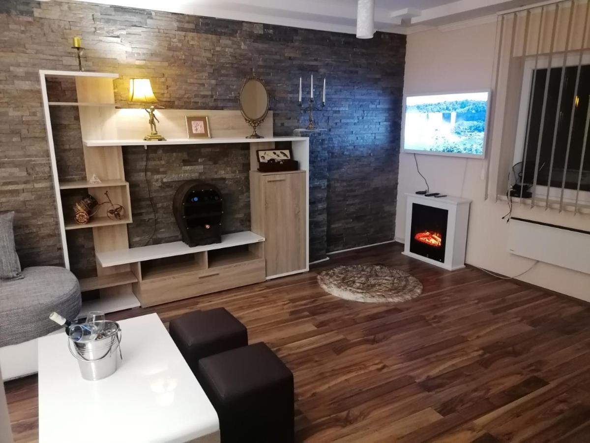 Apartman Dionis Sm Szávaszentdemeter Kültér fotó